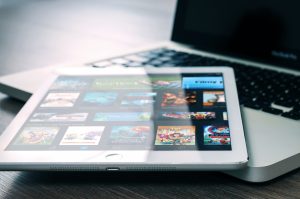 laptops and tablets that can be used with writing apps